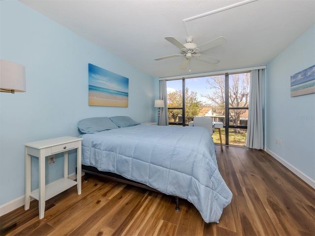 618 BIRD BAY DRIVE S 216, Venice, FL 34285