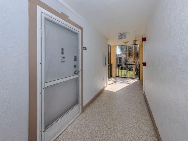 618 BIRD BAY DRIVE S 216, Venice, FL 34285