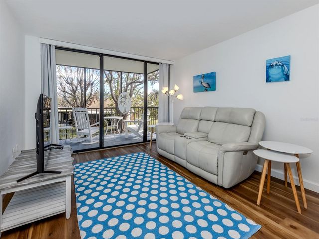 618 BIRD BAY DRIVE S 216, Venice, FL 34285