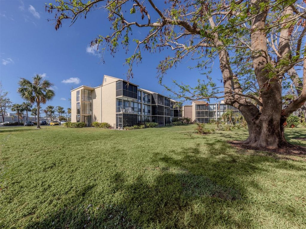 618 BIRD BAY DRIVE S 216, Venice, FL 34285