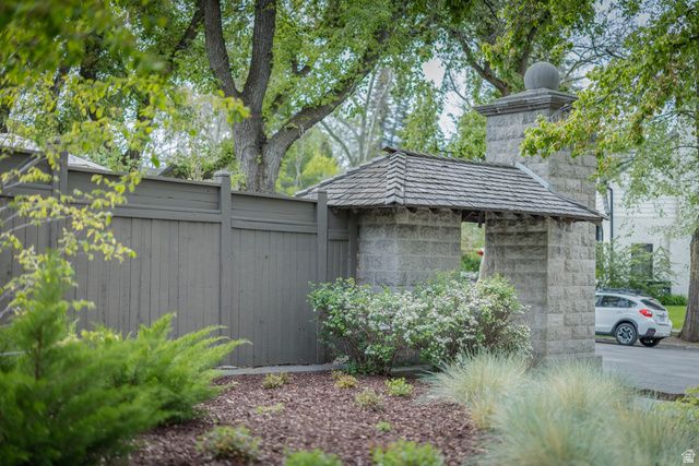 1525 E WESTMORELAND DR, Salt Lake City, UT 84105