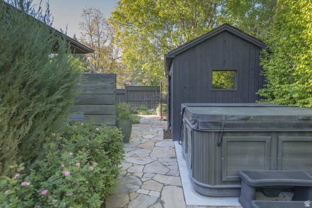 1525 E WESTMORELAND DR, Salt Lake City, UT 84105