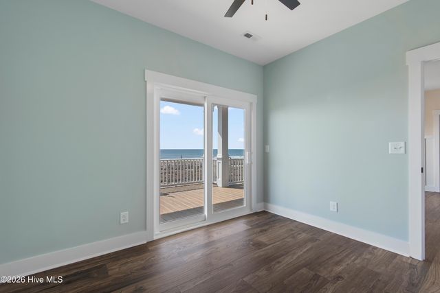 105 Ocean Boulevard W, Supply, NC 28462