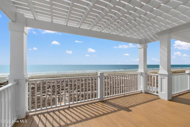 105 Ocean Boulevard W, Supply, NC 28462