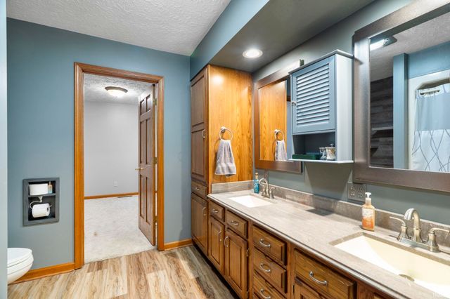 751 W County Road 300 N, Frankfort, IN 46041