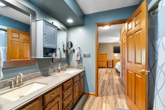 751 W County Road 300 N, Frankfort, IN 46041