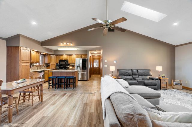 751 W County Road 300 N, Frankfort, IN 46041