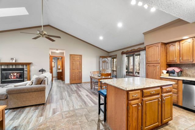 751 W County Road 300 N, Frankfort, IN 46041