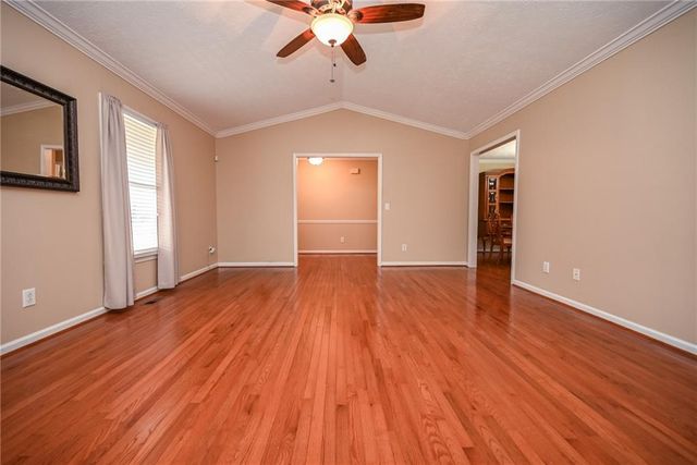 114 Valley Farm Lane, Acworth, GA 30102