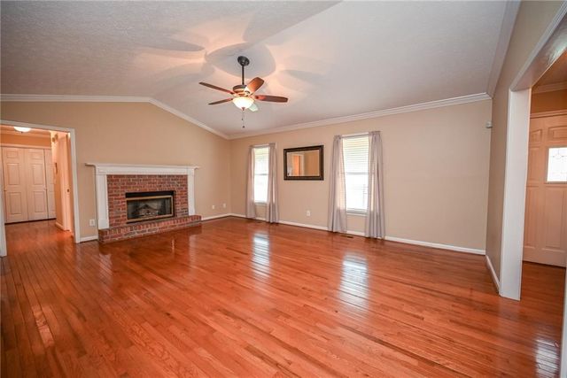 114 Valley Farm Lane, Acworth, GA 30102