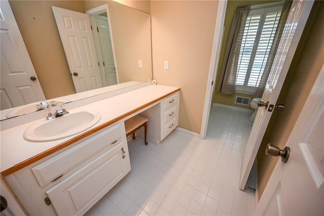 114 Valley Farm Lane, Acworth, GA 30102