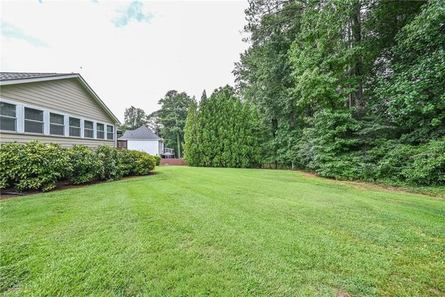 114 Valley Farm Lane, Acworth, GA 30102