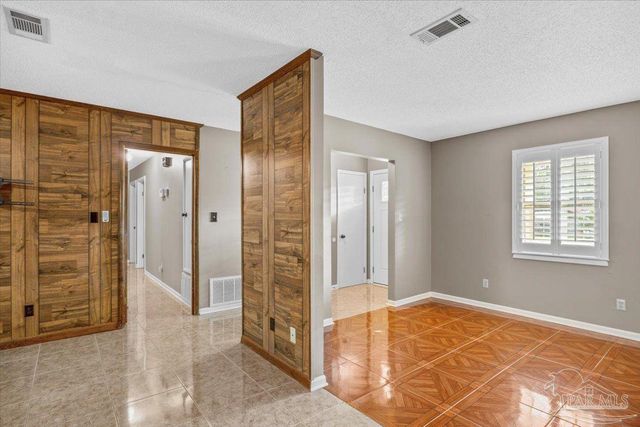 1235 Chisholm Trl, Pensacola, FL 32514