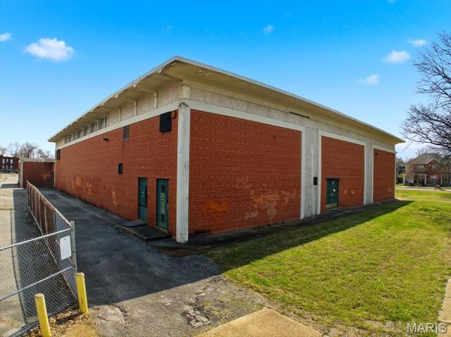 3923 Saint Ferdinand Avenue, St Louis, MO 63113