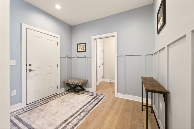 211 Mill Stream Run, Webster, NY 14580