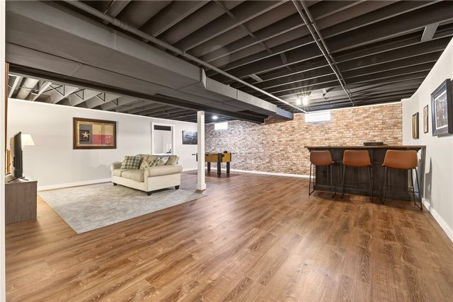 211 Mill Stream Run, Webster, NY 14580