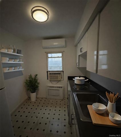 1046 E 32nd Street, Brooklyn, NY 11210