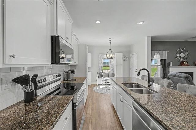 22 Belfield Court, Adairsville, GA 30103