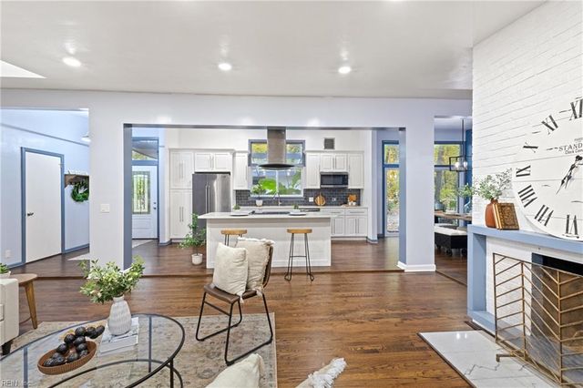 200 Old Landing RD, Yorktown, VA 23692