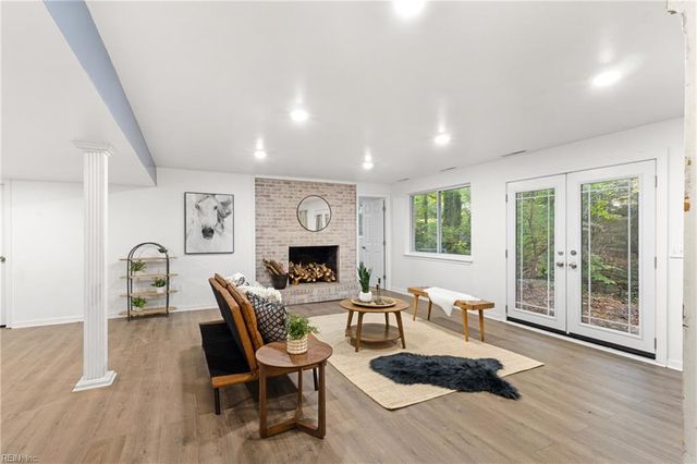 200 Old Landing RD, Yorktown, VA 23692