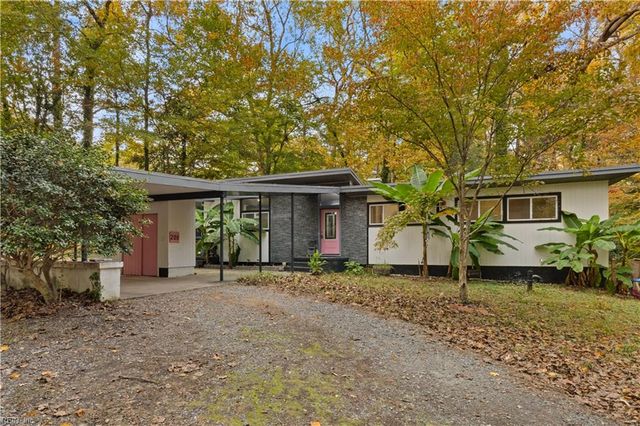 200 Old Landing RD, Yorktown, VA 23692