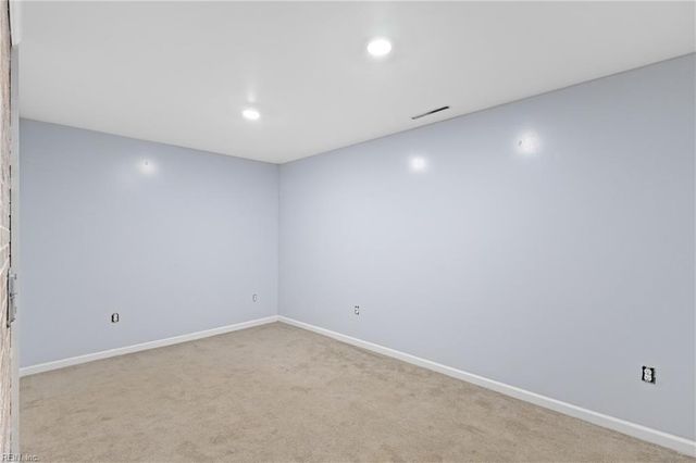 200 Old Landing RD, Yorktown, VA 23692