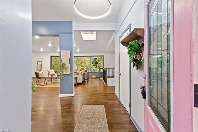 200 Old Landing RD, Yorktown, VA 23692