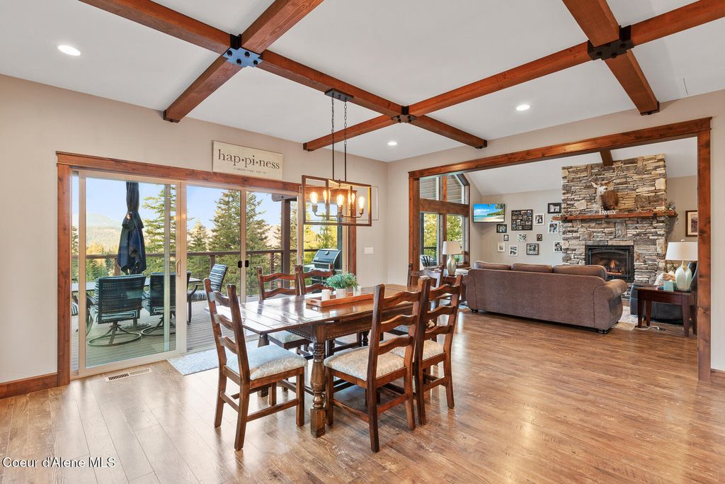 18059 N Advent Ln, Hauser, ID 83854 photo 11