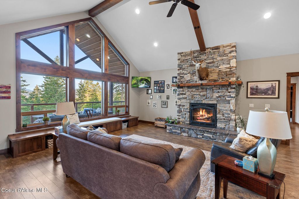 18059 N Advent Ln, Hauser, ID 83854 photo 8