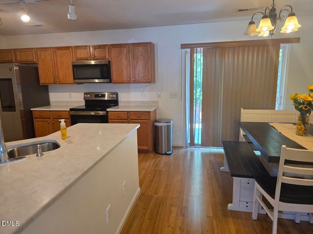 7 Apple Ridge Court, Greensboro, NC 27406