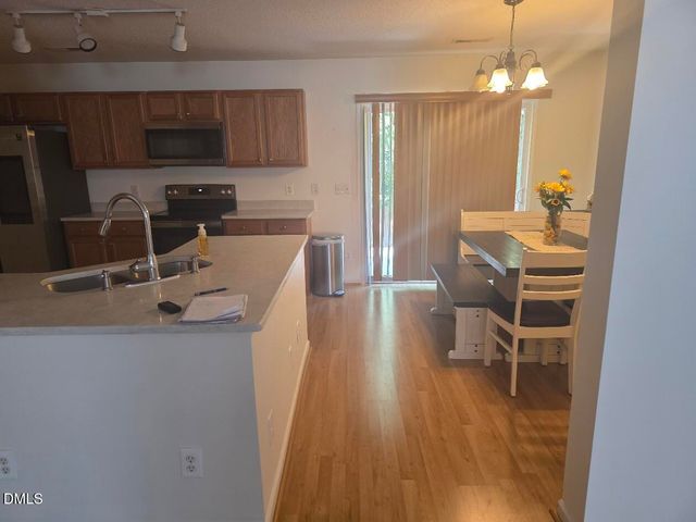 7 Apple Ridge Court, Greensboro, NC 27406