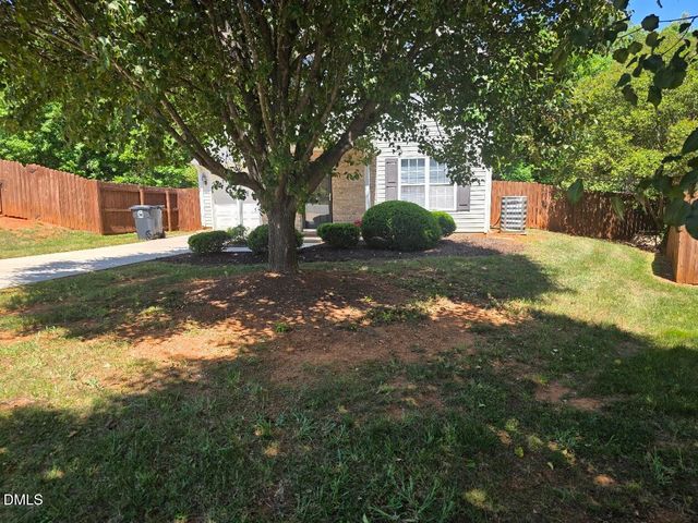 7 Apple Ridge Court, Greensboro, NC 27406