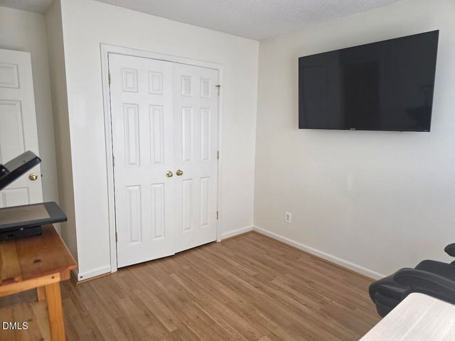 7 Apple Ridge Court, Greensboro, NC 27406