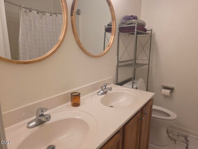 7 Apple Ridge Court, Greensboro, NC 27406