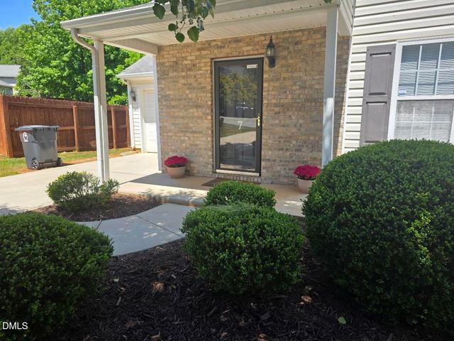 7 Apple Ridge Court, Greensboro, NC 27406