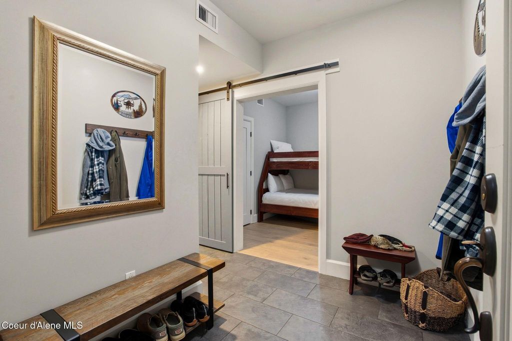 702 Sandpoint AVE, #7302, Sandpoint, ID 83864 photo 3