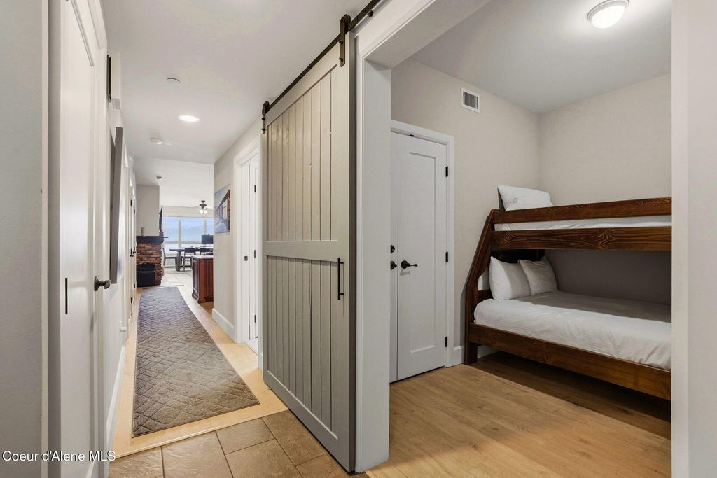 702 Sandpoint AVE, #7302, Sandpoint, ID 83864 photo 4