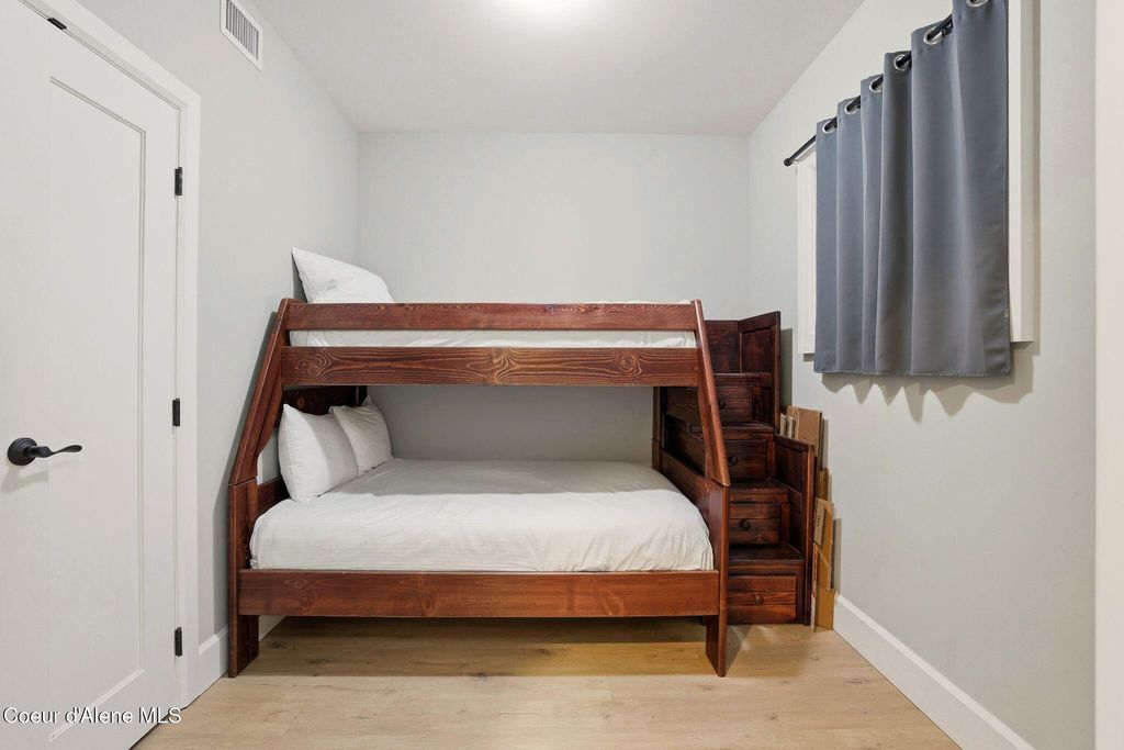 702 Sandpoint AVE, #7302, Sandpoint, ID 83864 photo 5