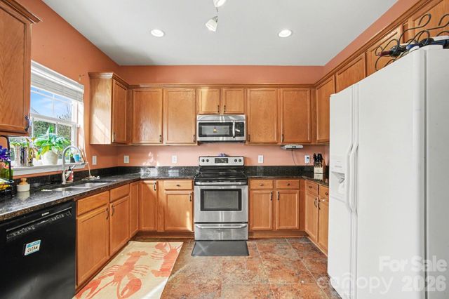 6128 Roseway Court, Harrisburg, NC 28075