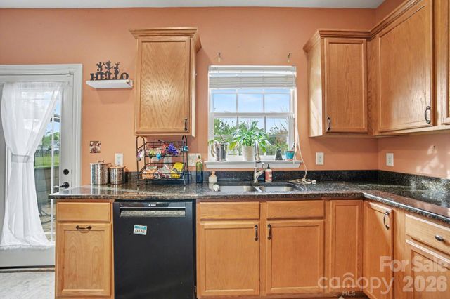 6128 Roseway Court, Harrisburg, NC 28075