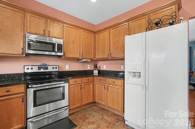 6128 Roseway Court, Harrisburg, NC 28075