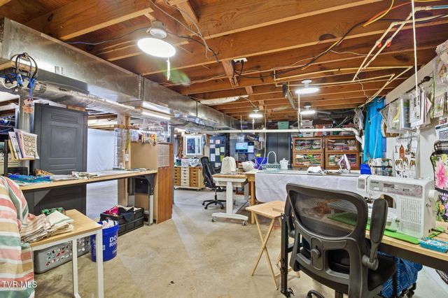 30 Deerfoot Lane, Greeneville, TN 37743