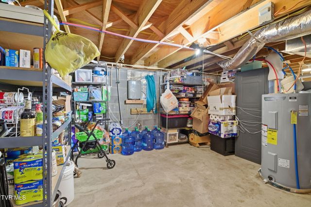 30 Deerfoot Lane, Greeneville, TN 37743