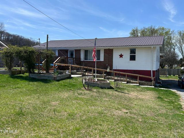 30 Deerfoot Lane, Greeneville, TN 37743