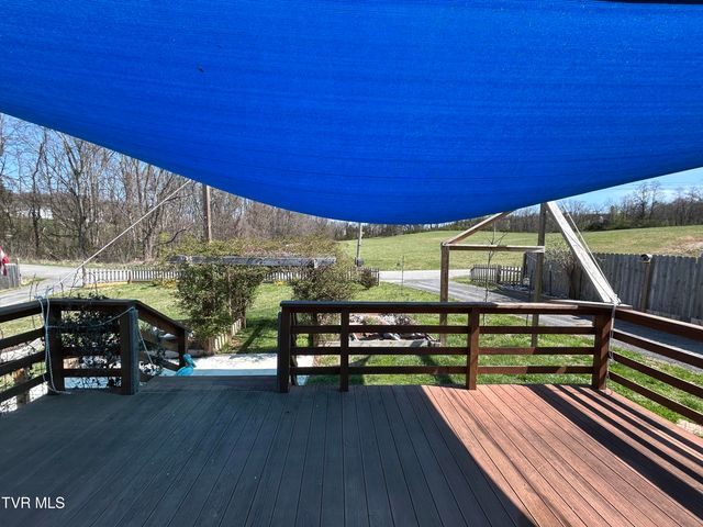 30 Deerfoot Lane, Greeneville, TN 37743