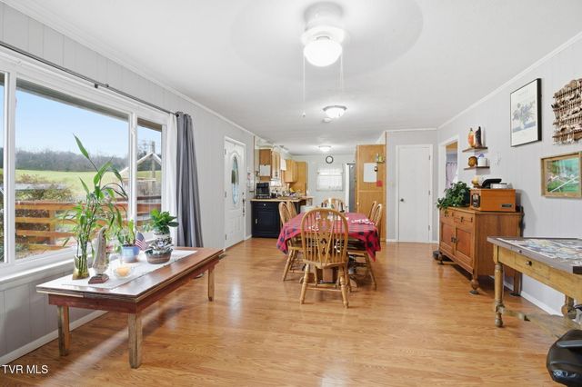 30 Deerfoot Lane, Greeneville, TN 37743