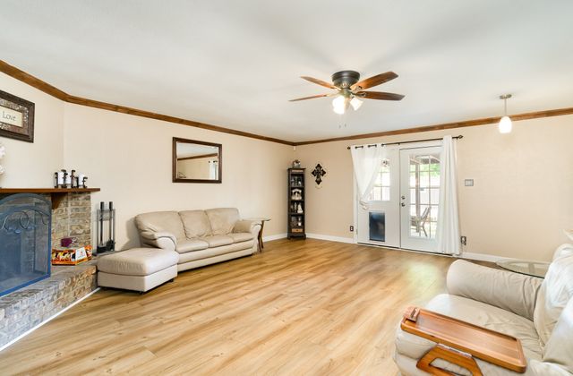 1502 Santa Fe Trail, Grand Prairie, TX 75052
