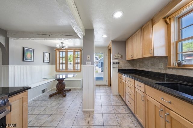 2065 Prospect Ave, Scotch Plains Twp., NJ 07076