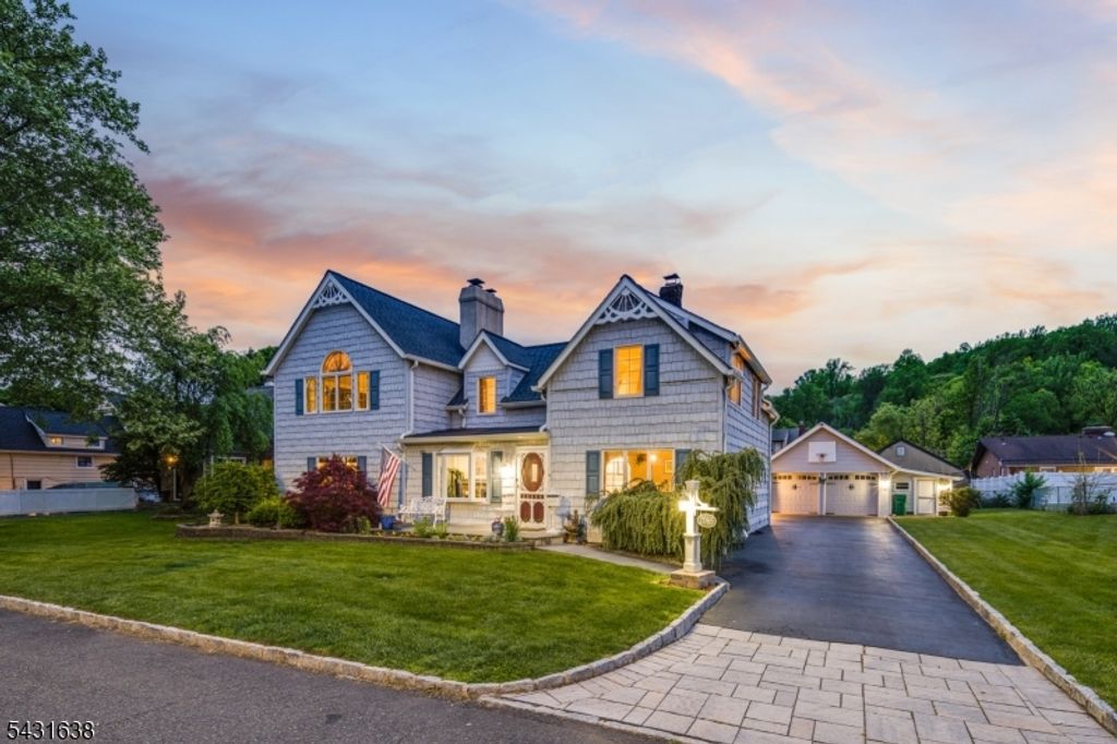 2065 Prospect Ave, Scotch Plains Twp., NJ 07076