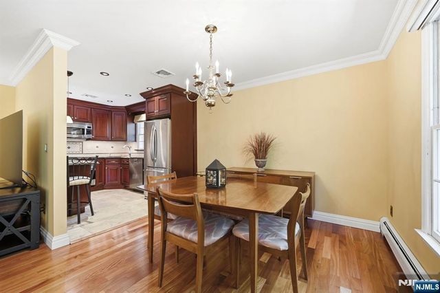 137 S Maple Avenue B, Park Ridge, NJ 07656